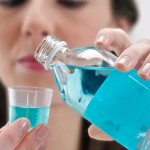 How to Use Mouthwash Efficiently for Healthy Gums