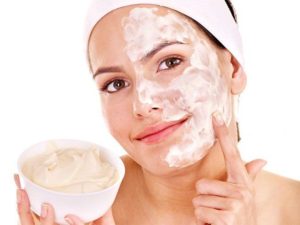 Benefits of Curd on Face! | Fablore