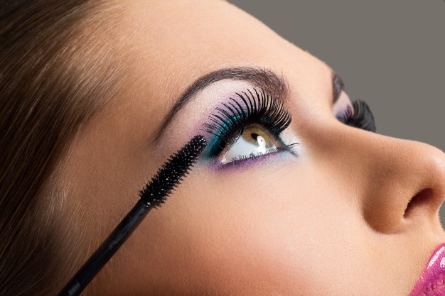how-can-I-do-eye-makeup-at-home